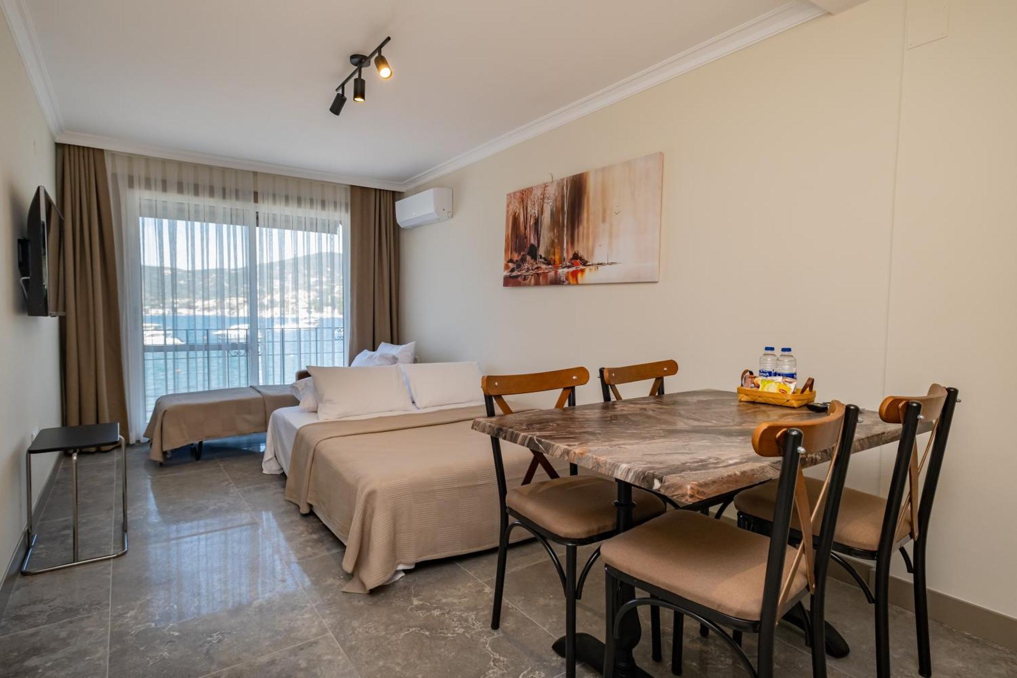 Bd Suites Foça Eksteriør bilde