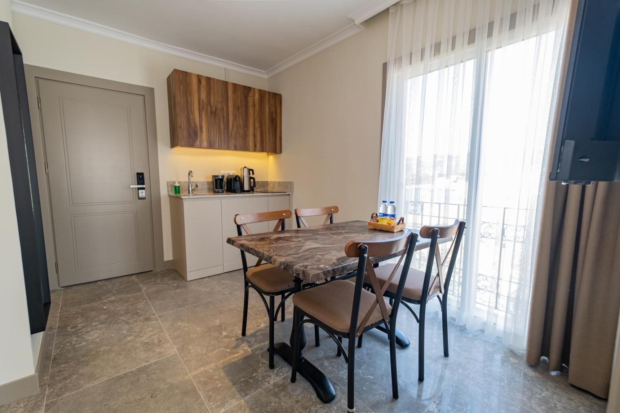 Bd Suites Foça Eksteriør bilde