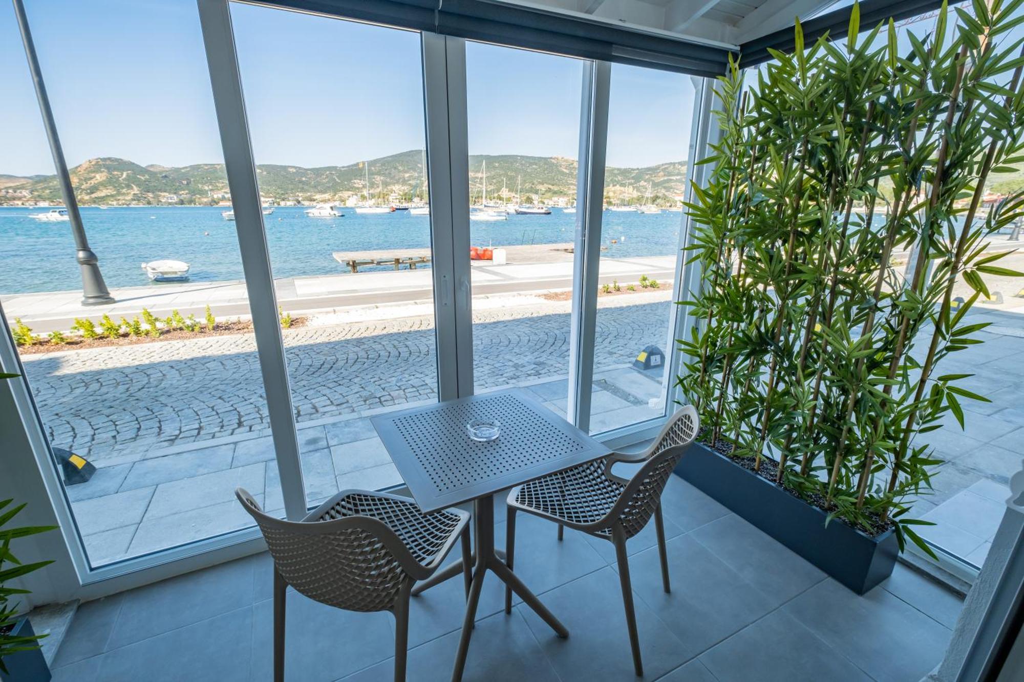Bd Suites Foça Eksteriør bilde